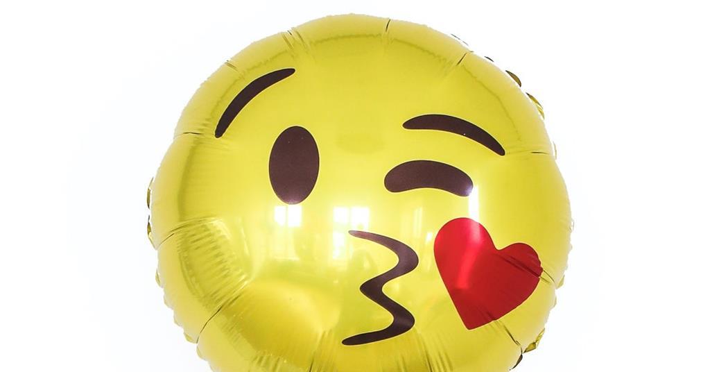GREAT SEXPECTATIONS: I want to date but don t have a clue how to flirt