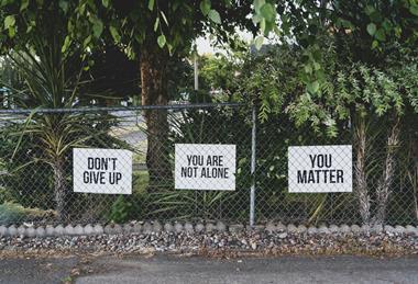 dan-meyers-hluOJZjLVXc-unsplash