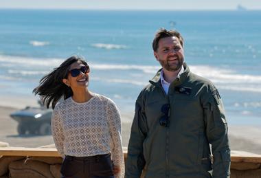 2025-10-18T202926Z_1277693221_RC2KEHAI0KUX_RTRMADP_3_USA-250-MARINES-VANCE