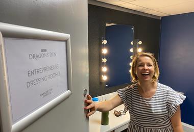 Dragon's Den dressing room (1)