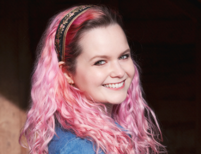 Lily_Earle.png