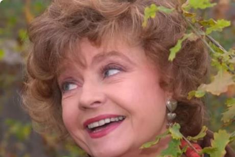 Prunella Scales 2