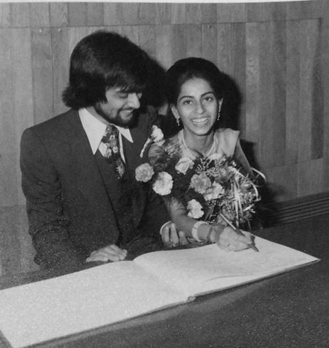 pp35_March2022_Relationships_Sunita_and_Ram_Signing_the_registry