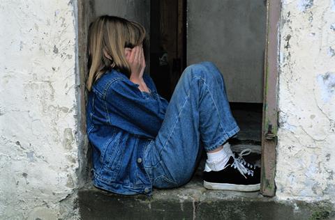 girl-jeans-kid-loneliness-236215.jpg