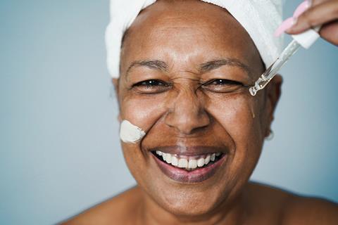 pp38_April2024_PopCulture_senior-african-woman-applying-hyaluronic-drop-and-2023-11-27-05-29-27-edit